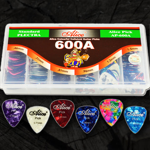 GIANT Guitar Pick box (600 pcs)